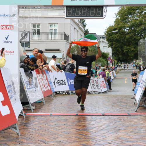 31.08.2025 - 21. Blankeneser Heldenlauf Strokosch-Dieckow http://msf.ph/oto/8702901 31.08.2025 13:16:33 Ziel 5474 meine-sportfotos.de