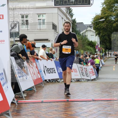 31.08.2025 - 21. Blankeneser Heldenlauf Strokosch-Dieckow http://msf.ph/oto/8702912 31.08.2025 13:16:18 Ziel 5751, 5021 meine-sportfotos.de