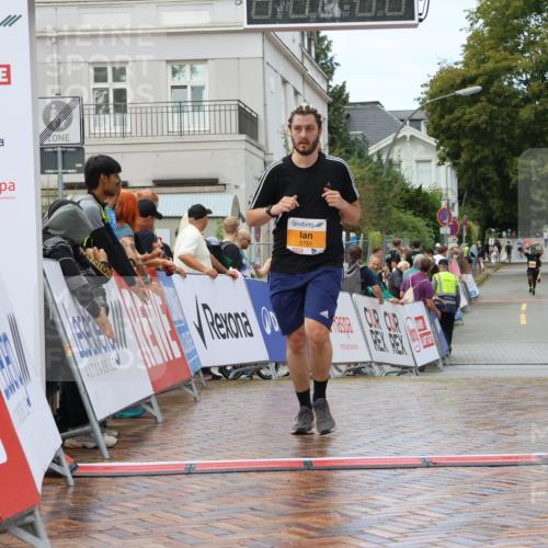 31.08.2025 - 21. Blankeneser Heldenlauf Strokosch-Dieckow http://msf.ph/oto/8702913 31.08.2025 13:16:18 Ziel 5751, 5021 meine-sportfotos.de