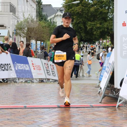 31.08.2025 - 21. Blankeneser Heldenlauf Strokosch-Dieckow http://msf.ph/oto/8702930 31.08.2025 13:16:16 Ziel 5751, 5021 meine-sportfotos.de