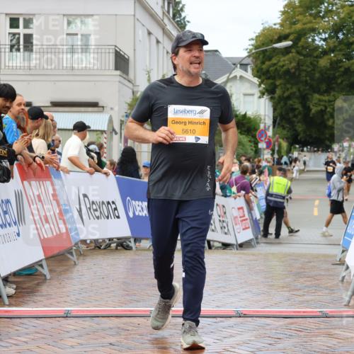 31.08.2025 - 21. Blankeneser Heldenlauf Strokosch-Dieckow http://msf.ph/oto/8702937 31.08.2025 13:16:01 Ziel 5610 meine-sportfotos.de