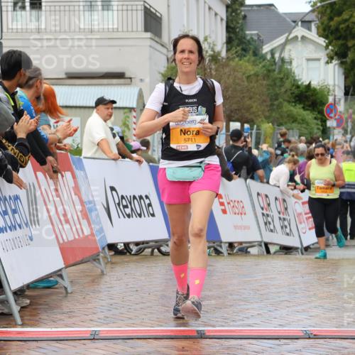 31.08.2025 - 21. Blankeneser Heldenlauf Strokosch-Dieckow http://msf.ph/oto/8702992 31.08.2025 13:15:12 Ziel 5711 meine-sportfotos.de