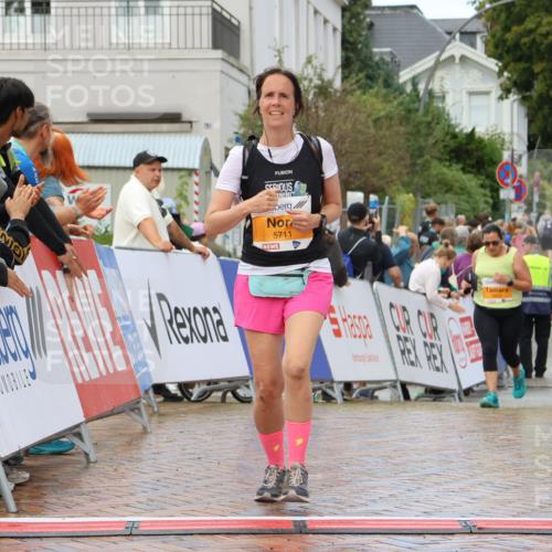 31.08.2025 - 21. Blankeneser Heldenlauf Strokosch-Dieckow http://msf.ph/oto/8702993 31.08.2025 13:15:12 Ziel 5711 meine-sportfotos.de