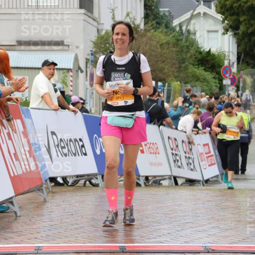 31.08.2025 - 21. Blankeneser Heldenlauf Strokosch-Dieckow http://msf.ph/oto/8702998 31.08.2025 13:15:11 Ziel 5711 meine-sportfotos.de