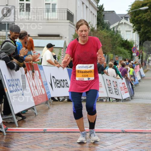 31.08.2025 - 21. Blankeneser Heldenlauf Strokosch-Dieckow http://msf.ph/oto/8703014 31.08.2025 13:14:45 Ziel 5328 meine-sportfotos.de