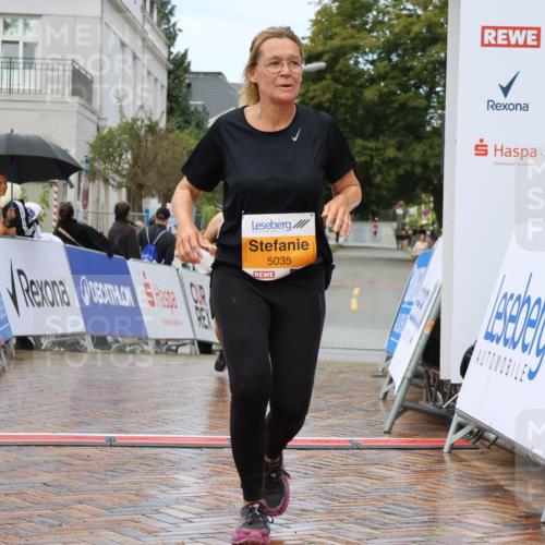 31.08.2025 - 21. Blankeneser Heldenlauf Strokosch-Dieckow http://msf.ph/oto/8703023 31.08.2025 13:13:37 Ziel 5035, 5287 meine-sportfotos.de