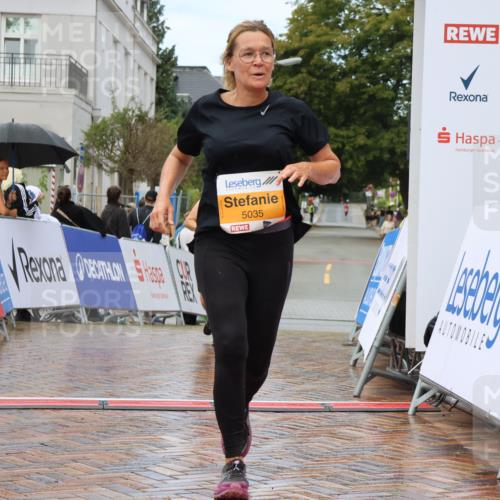 31.08.2025 - 21. Blankeneser Heldenlauf Strokosch-Dieckow http://msf.ph/oto/8703024 31.08.2025 13:13:37 Ziel 5035, 5287 meine-sportfotos.de