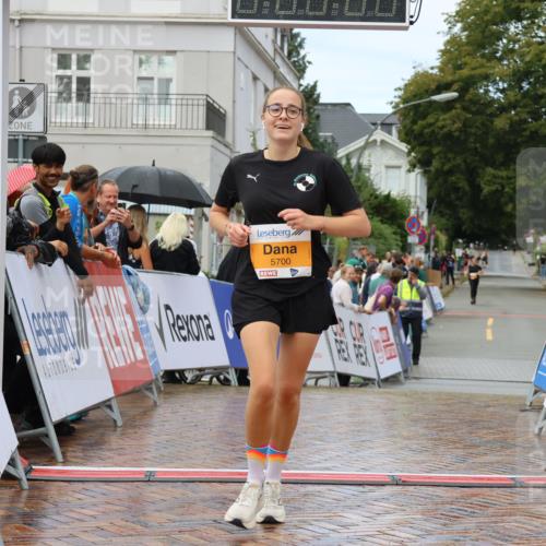31.08.2025 - 21. Blankeneser Heldenlauf Strokosch-Dieckow http://msf.ph/oto/8703038 31.08.2025 13:13:14 Ziel 5700 meine-sportfotos.de