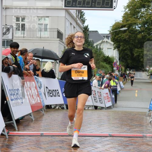 31.08.2025 - 21. Blankeneser Heldenlauf Strokosch-Dieckow http://msf.ph/oto/8703041 31.08.2025 13:13:14 Ziel 5700 meine-sportfotos.de