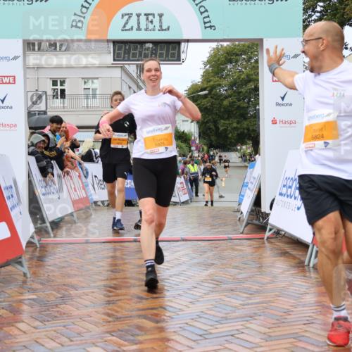 31.08.2025 - 21. Blankeneser Heldenlauf Strokosch-Dieckow http://msf.ph/oto/8703061 31.08.2025 13:12:59 Ziel 5673, 5672, 5824, 5825 meine-sportfotos.de