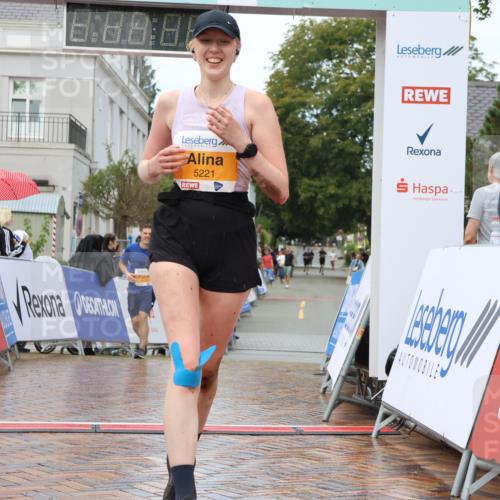 31.08.2025 - 21. Blankeneser Heldenlauf Strokosch-Dieckow http://msf.ph/oto/8703089 31.08.2025 13:12:18 Ziel 5221 meine-sportfotos.de