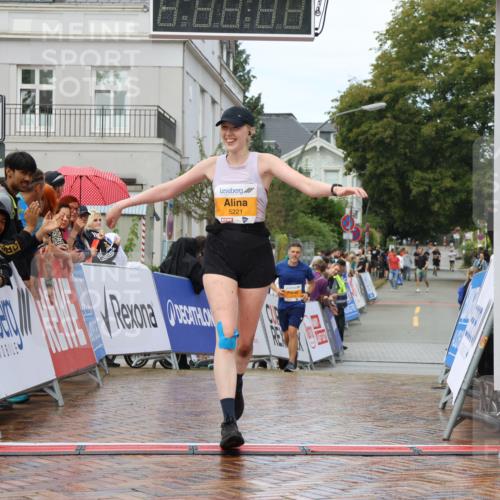 31.08.2025 - 21. Blankeneser Heldenlauf Strokosch-Dieckow http://msf.ph/oto/8703104 31.08.2025 13:12:17 Ziel 5221 meine-sportfotos.de