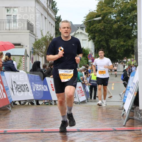 31.08.2025 - 21. Blankeneser Heldenlauf Strokosch-Dieckow http://msf.ph/oto/8703123 31.08.2025 13:11:54 Ziel 5516, 5771 meine-sportfotos.de