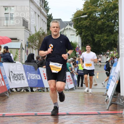 31.08.2025 - 21. Blankeneser Heldenlauf Strokosch-Dieckow http://msf.ph/oto/8703124 31.08.2025 13:11:54 Ziel 5516, 5771 meine-sportfotos.de