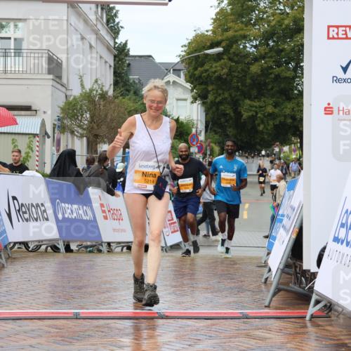 31.08.2025 - 21. Blankeneser Heldenlauf Strokosch-Dieckow http://msf.ph/oto/8703143 31.08.2025 13:11:37 Ziel 5249, 5248, 5214 meine-sportfotos.de