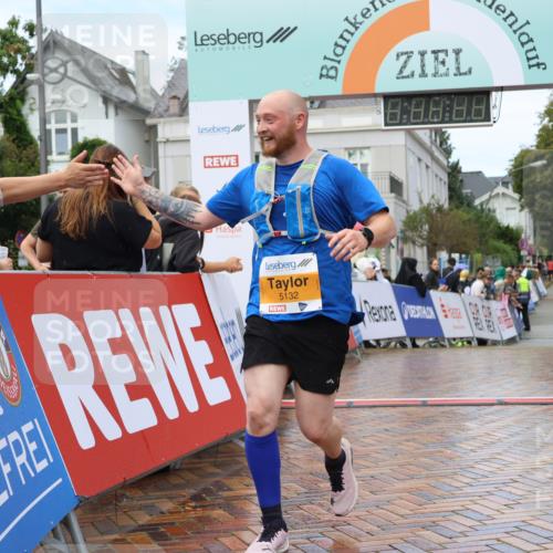 31.08.2025 - 21. Blankeneser Heldenlauf Strokosch-Dieckow http://msf.ph/oto/8703189 31.08.2025 13:10:52 Ziel 5132 meine-sportfotos.de