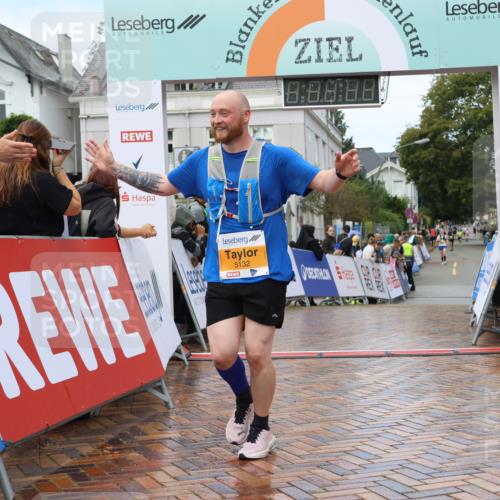 31.08.2025 - 21. Blankeneser Heldenlauf Strokosch-Dieckow http://msf.ph/oto/8703193 31.08.2025 13:10:51 Ziel 5306, 5132 meine-sportfotos.de