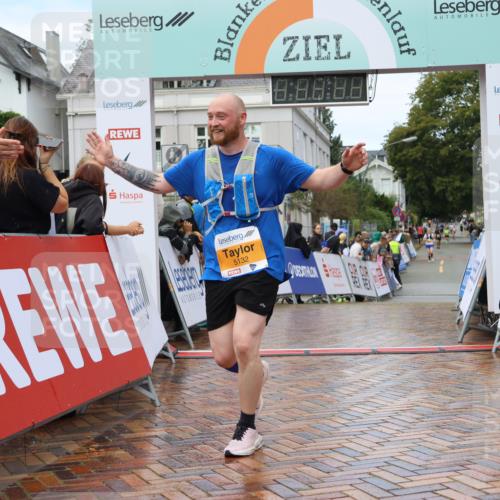 31.08.2025 - 21. Blankeneser Heldenlauf Strokosch-Dieckow http://msf.ph/oto/8703194 31.08.2025 13:10:51 Ziel 5306, 5132 meine-sportfotos.de