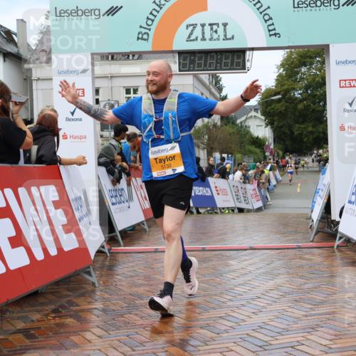 31.08.2025 - 21. Blankeneser Heldenlauf Strokosch-Dieckow http://msf.ph/oto/8703196 31.08.2025 13:10:51 Ziel 5306, 5132 meine-sportfotos.de