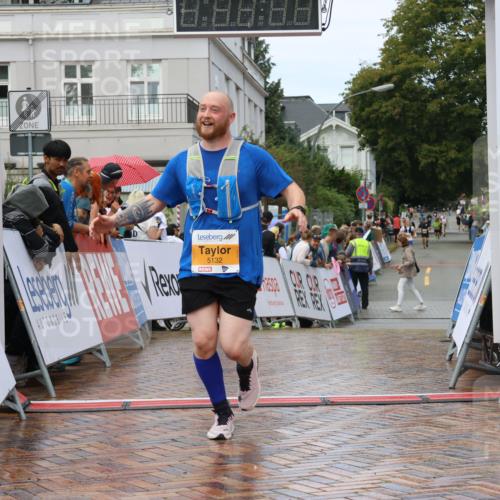 31.08.2025 - 21. Blankeneser Heldenlauf Strokosch-Dieckow http://msf.ph/oto/8703211 31.08.2025 13:10:50 Ziel 5306, 5132 meine-sportfotos.de