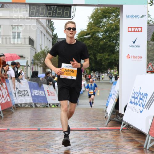 31.08.2025 - 21. Blankeneser Heldenlauf Strokosch-Dieckow http://msf.ph/oto/8703217 31.08.2025 13:10:44 Ziel 5306 meine-sportfotos.de