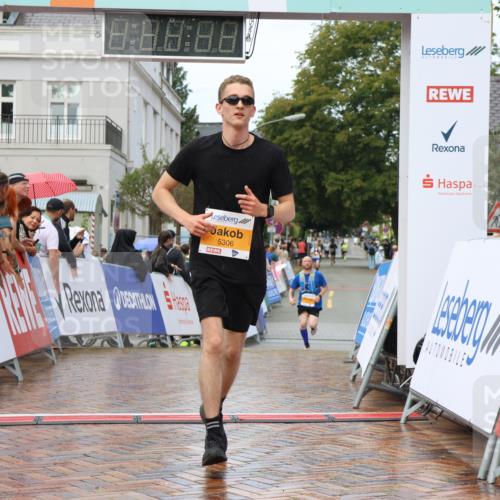31.08.2025 - 21. Blankeneser Heldenlauf Strokosch-Dieckow http://msf.ph/oto/8703218 31.08.2025 13:10:44 Ziel 5306 meine-sportfotos.de
