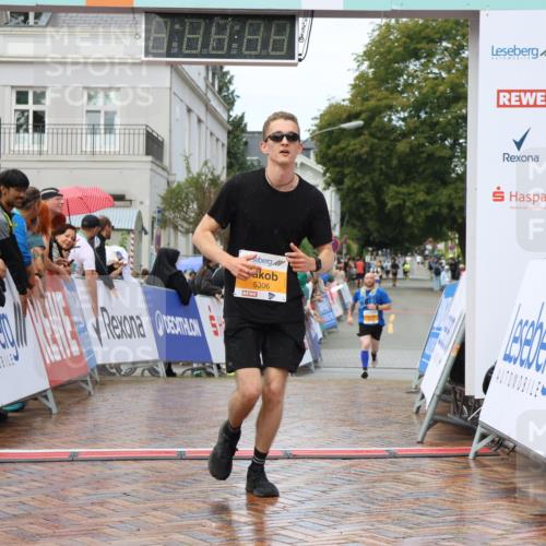 31.08.2025 - 21. Blankeneser Heldenlauf Strokosch-Dieckow http://msf.ph/oto/8703220 31.08.2025 13:10:44 Ziel 5306 meine-sportfotos.de