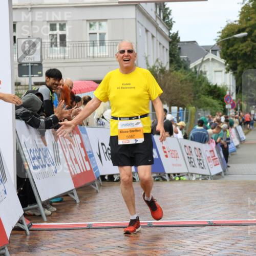 31.08.2025 - 21. Blankeneser Heldenlauf Strokosch-Dieckow http://msf.ph/oto/8703231 31.08.2025 13:09:31 Ziel 5667 meine-sportfotos.de