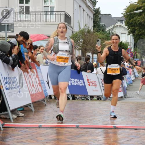 31.08.2025 - 21. Blankeneser Heldenlauf Strokosch-Dieckow http://msf.ph/oto/8703264 31.08.2025 13:09:14 Ziel 5388, 5387, 5031 meine-sportfotos.de