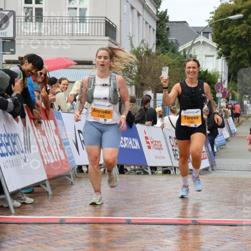 31.08.2025 - 21. Blankeneser Heldenlauf Strokosch-Dieckow http://msf.ph/oto/8703267 31.08.2025 13:09:14 Ziel 5388, 5387, 5031 meine-sportfotos.de
