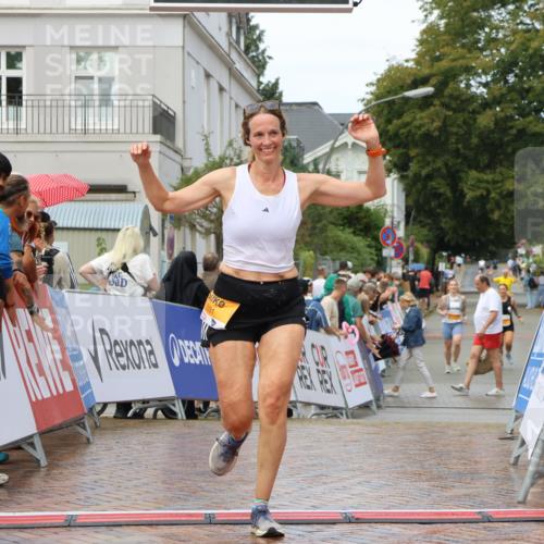 31.08.2025 - 21. Blankeneser Heldenlauf Strokosch-Dieckow http://msf.ph/oto/8703275 31.08.2025 13:09:05 Ziel 5031, 5129 meine-sportfotos.de