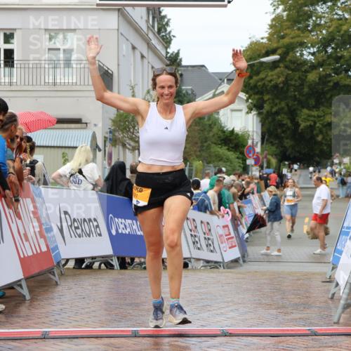 31.08.2025 - 21. Blankeneser Heldenlauf Strokosch-Dieckow http://msf.ph/oto/8703278 31.08.2025 13:09:05 Ziel 5031, 5129 meine-sportfotos.de