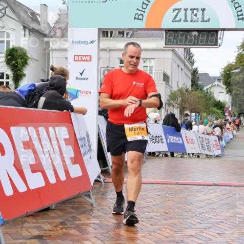 31.08.2025 - 21. Blankeneser Heldenlauf Strokosch-Dieckow http://msf.ph/oto/8703319 31.08.2025 13:07:20 Ziel 5809, 5453 meine-sportfotos.de