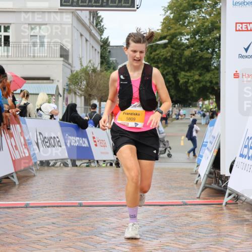 31.08.2025 - 21. Blankeneser Heldenlauf Strokosch-Dieckow http://msf.ph/oto/8703329 31.08.2025 13:07:15 Ziel 5809, 5453 meine-sportfotos.de