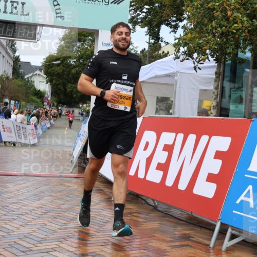 31.08.2025 - 21. Blankeneser Heldenlauf Strokosch-Dieckow http://msf.ph/oto/8703354 31.08.2025 13:06:49 Ziel 5631 meine-sportfotos.de