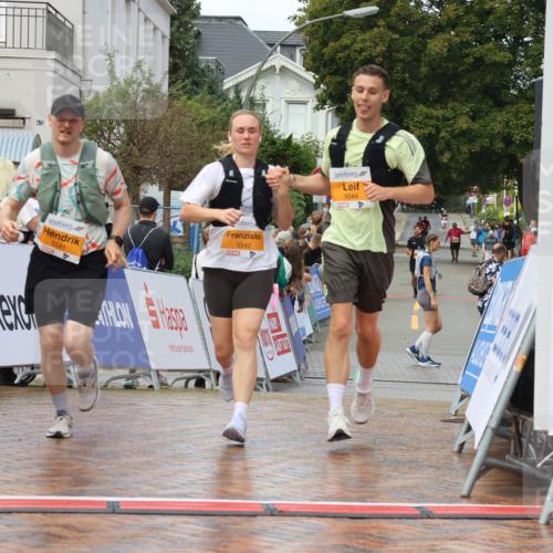 31.08.2025 - 21. Blankeneser Heldenlauf Strokosch-Dieckow http://msf.ph/oto/8703380 31.08.2025 13:06:34 Ziel 5098, 5542, 5541, 5544 meine-sportfotos.de