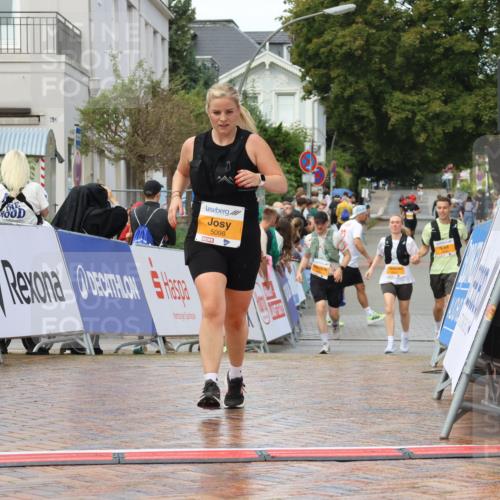 31.08.2025 - 21. Blankeneser Heldenlauf Strokosch-Dieckow http://msf.ph/oto/8703386 31.08.2025 13:06:29 Ziel 5234, 5098 meine-sportfotos.de