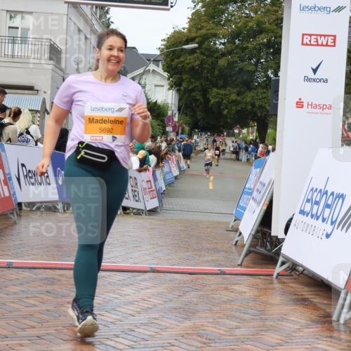 31.08.2025 - 21. Blankeneser Heldenlauf Strokosch-Dieckow http://msf.ph/oto/8703401 31.08.2025 13:06:07 Ziel 5219, 5692 meine-sportfotos.de