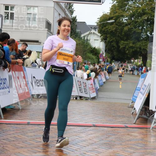 31.08.2025 - 21. Blankeneser Heldenlauf Strokosch-Dieckow http://msf.ph/oto/8703406 31.08.2025 13:06:07 Ziel 5219, 5692 meine-sportfotos.de