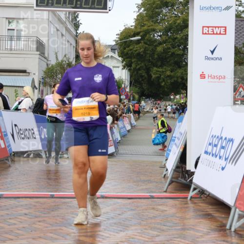 31.08.2025 - 21. Blankeneser Heldenlauf Strokosch-Dieckow http://msf.ph/oto/8703412 31.08.2025 13:06:03 Ziel 5219, 5594, 5692 meine-sportfotos.de