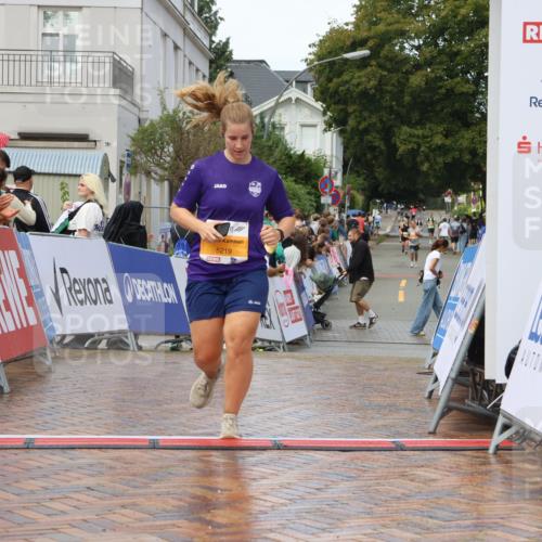 31.08.2025 - 21. Blankeneser Heldenlauf Strokosch-Dieckow http://msf.ph/oto/8703423 31.08.2025 13:06:02 Ziel 5219, 5593, 5594, 5712, 5486, 5692 meine-sportfotos.de