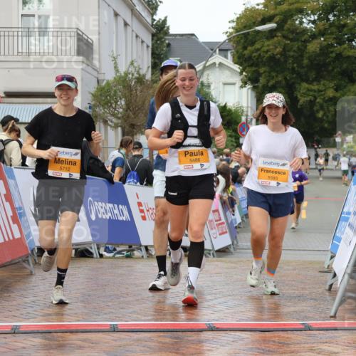 31.08.2025 - 21. Blankeneser Heldenlauf Strokosch-Dieckow http://msf.ph/oto/8703436 31.08.2025 13:05:53 Ziel 5593, 5594, 5712, 5486 meine-sportfotos.de
