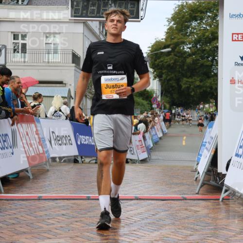 31.08.2025 - 21. Blankeneser Heldenlauf Strokosch-Dieckow http://msf.ph/oto/8703448 31.08.2025 13:05:25 Ziel 5768 meine-sportfotos.de