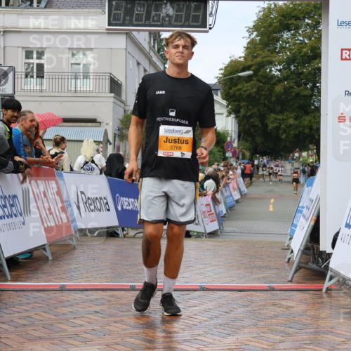 31.08.2025 - 21. Blankeneser Heldenlauf Strokosch-Dieckow http://msf.ph/oto/8703451 31.08.2025 13:05:24 Ziel 5768 meine-sportfotos.de