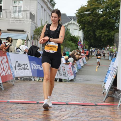 31.08.2025 - 21. Blankeneser Heldenlauf Strokosch-Dieckow http://msf.ph/oto/8703459 31.08.2025 13:05:10 Ziel 5232 meine-sportfotos.de