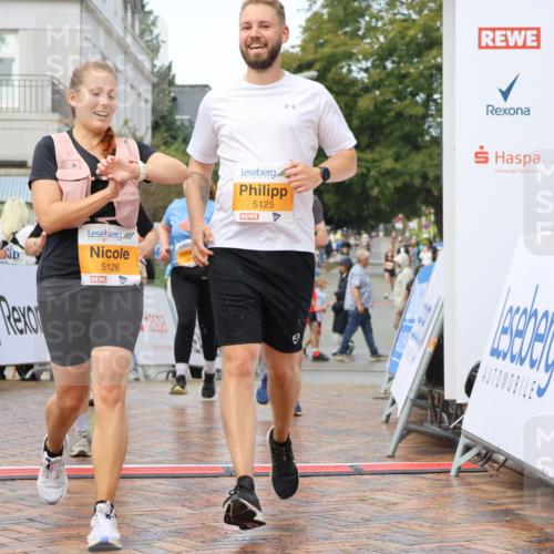 31.08.2025 - 21. Blankeneser Heldenlauf Strokosch-Dieckow http://msf.ph/oto/8703473 31.08.2025 13:04:51 Ziel 5090, 5228, 5546, 5545, 5126, 5125, 5051 meine-sportfotos.de