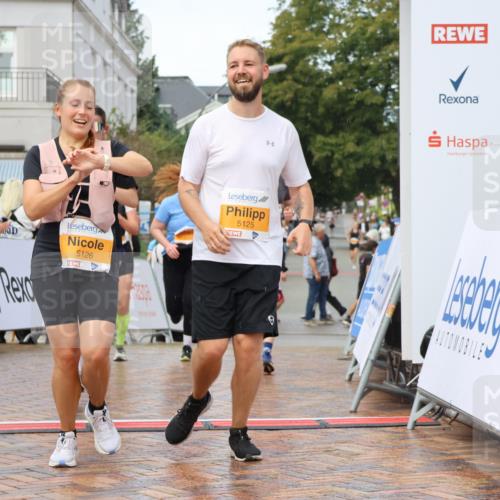 31.08.2025 - 21. Blankeneser Heldenlauf Strokosch-Dieckow http://msf.ph/oto/8703476 31.08.2025 13:04:51 Ziel 5090, 5228, 5546, 5545, 5126, 5125, 5051 meine-sportfotos.de