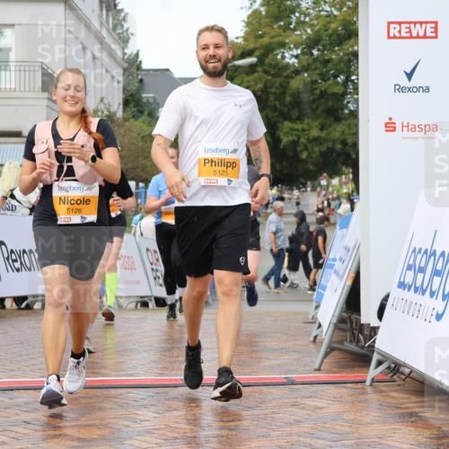 31.08.2025 - 21. Blankeneser Heldenlauf Strokosch-Dieckow http://msf.ph/oto/8703479 31.08.2025 13:04:51 Ziel 5090, 5228, 5546, 5545, 5126, 5125, 5051 meine-sportfotos.de