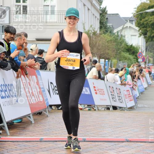 31.08.2025 - 21. Blankeneser Heldenlauf Strokosch-Dieckow http://msf.ph/oto/8703504 31.08.2025 13:04:35 Ziel 5750 meine-sportfotos.de