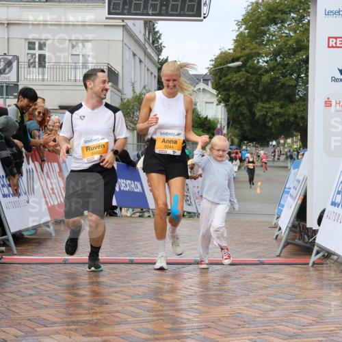 31.08.2025 - 21. Blankeneser Heldenlauf Strokosch-Dieckow http://msf.ph/oto/8703533 31.08.2025 13:04:21 Ziel 5482, 5044 meine-sportfotos.de
